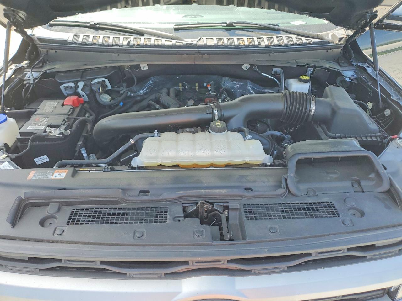2024 FORD EXPEDITION MAX XLT photo 12