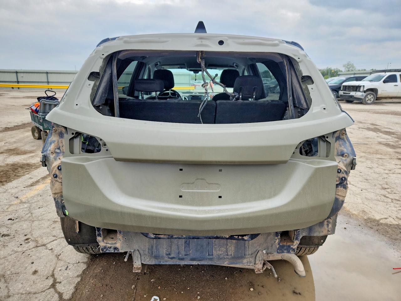 2019 CHEVROLET EQUINOX LT photo 11