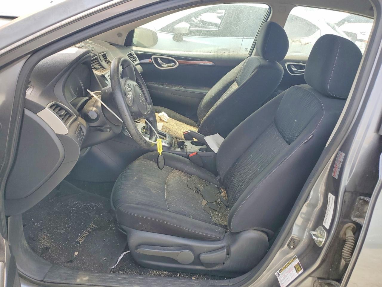 2019 NISSAN SENTRA SV photo 19