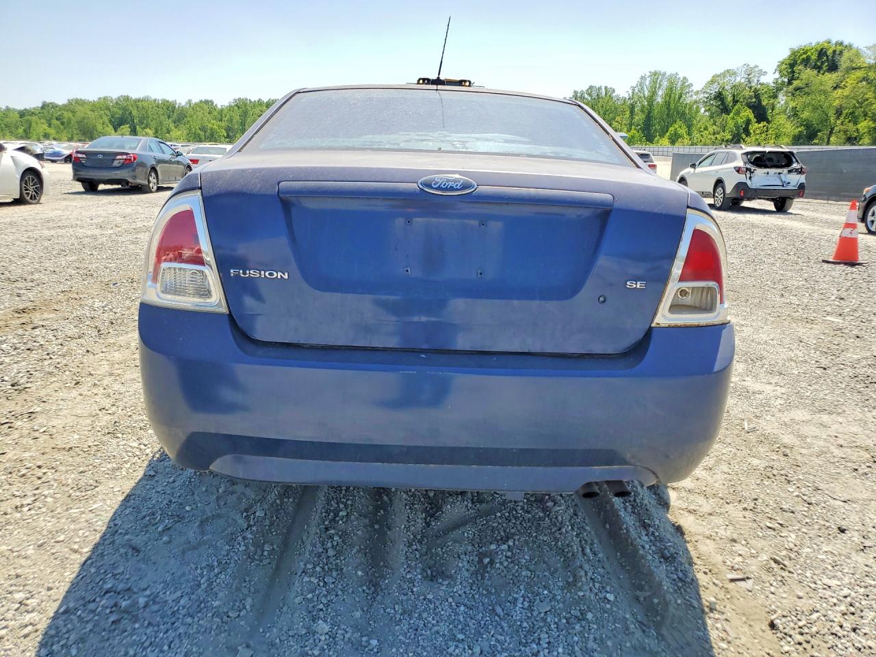 2007 FORD FUSION SE photo 16