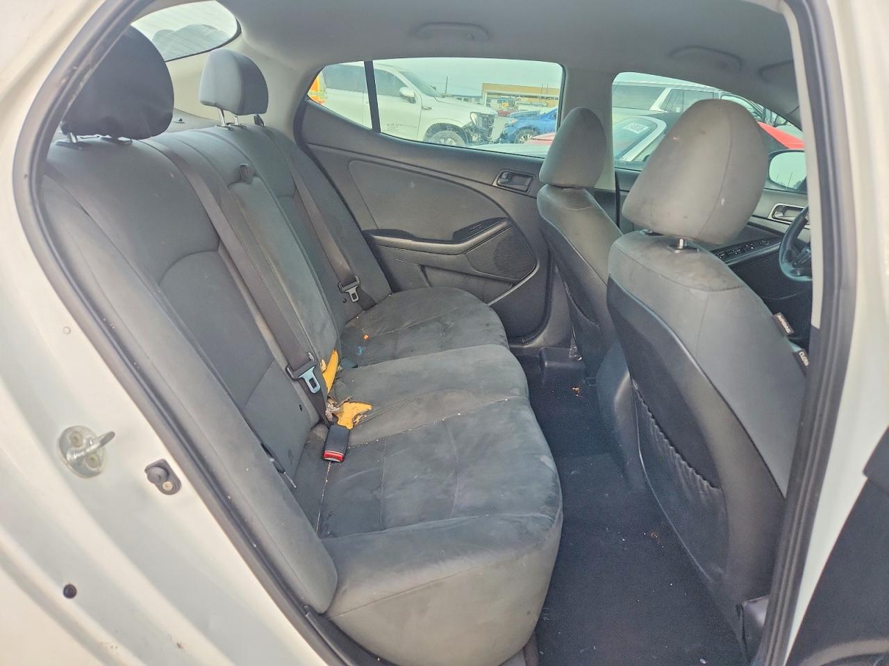 2015 KIA OPTIMA LX photo 28