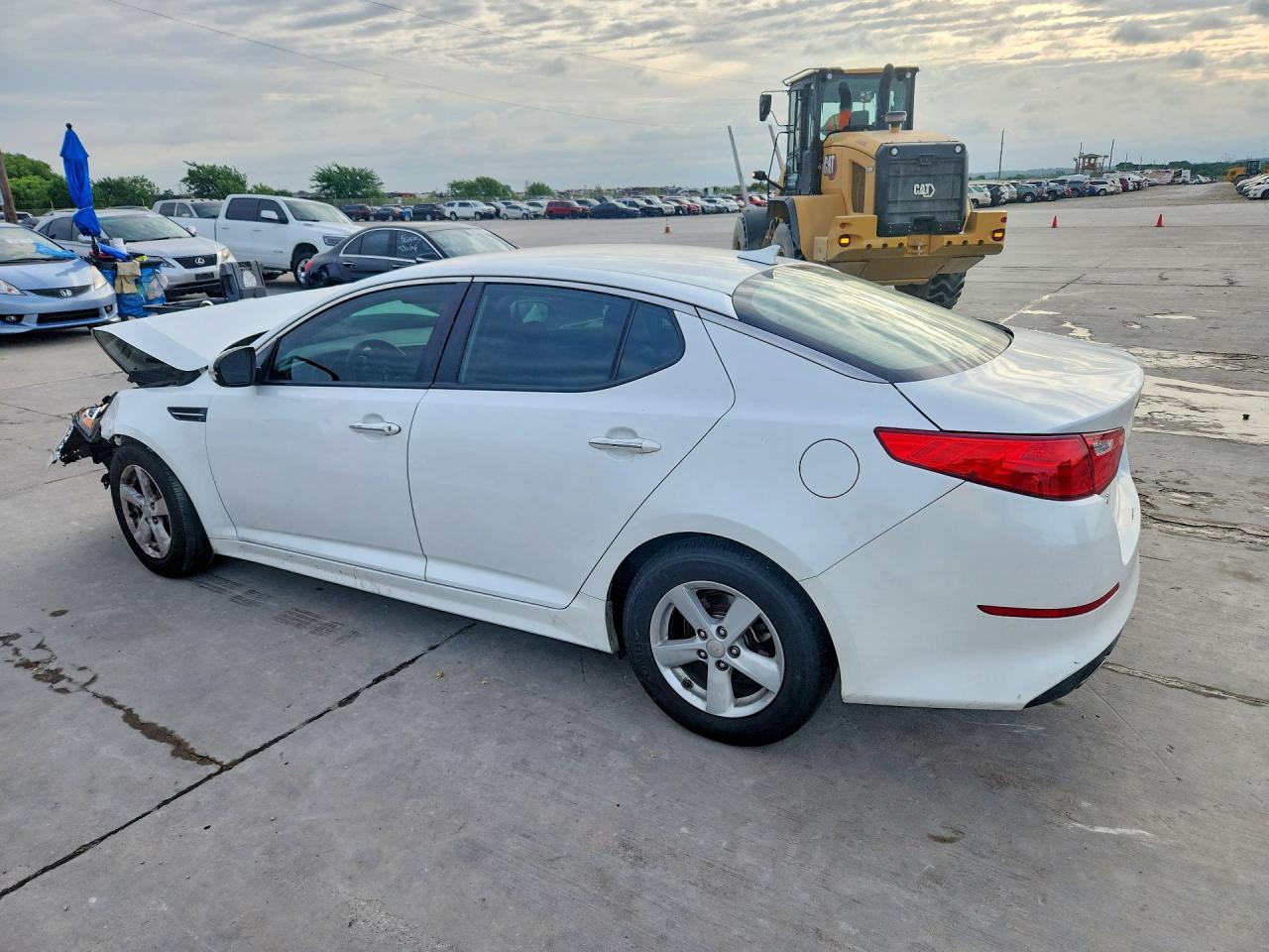 2015 KIA OPTIMA LX photo 4