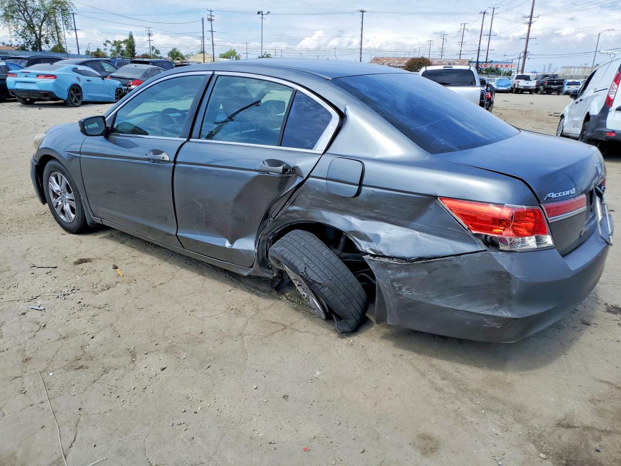 2011 HONDA ACCORD LXP photo 4