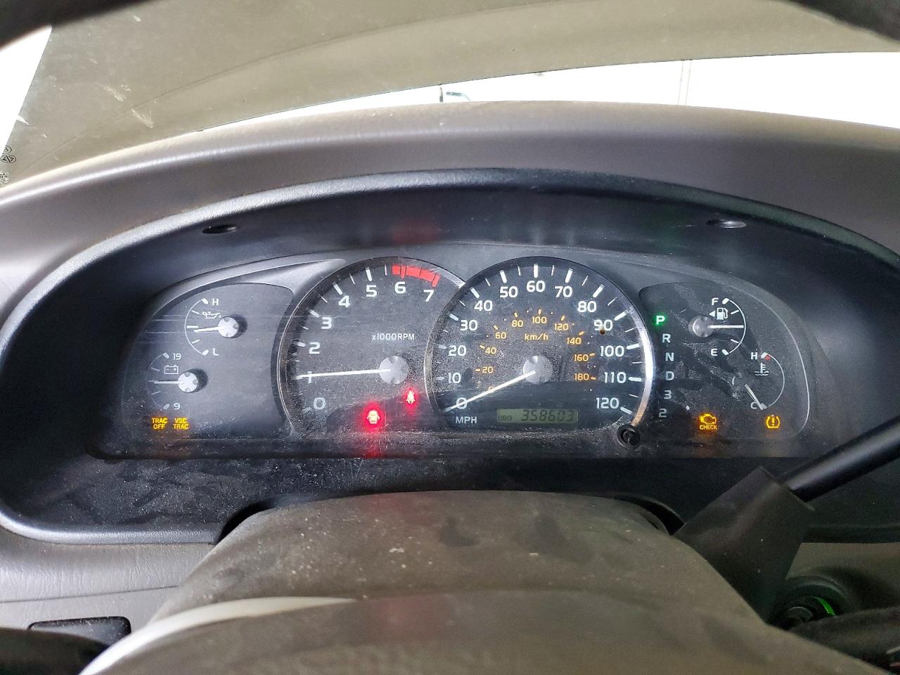 2007 TOYOTA SEQUOIA SR5 photo 25
