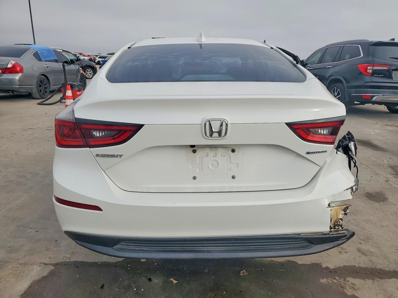 2019 HONDA INSIGHT LX photo 6