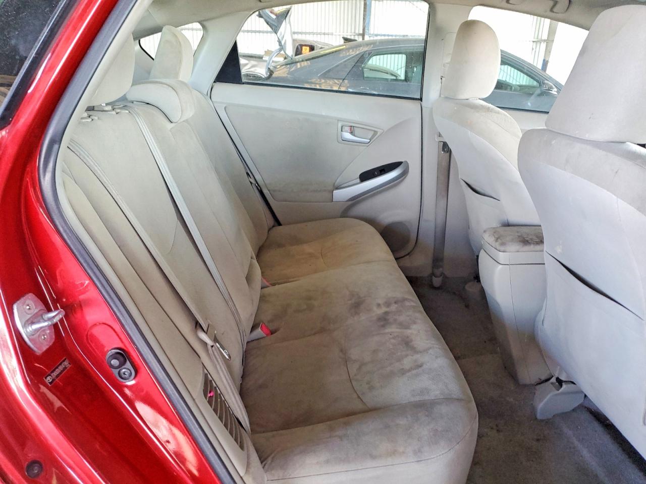 2011 TOYOTA PRIUS TWO photo 19