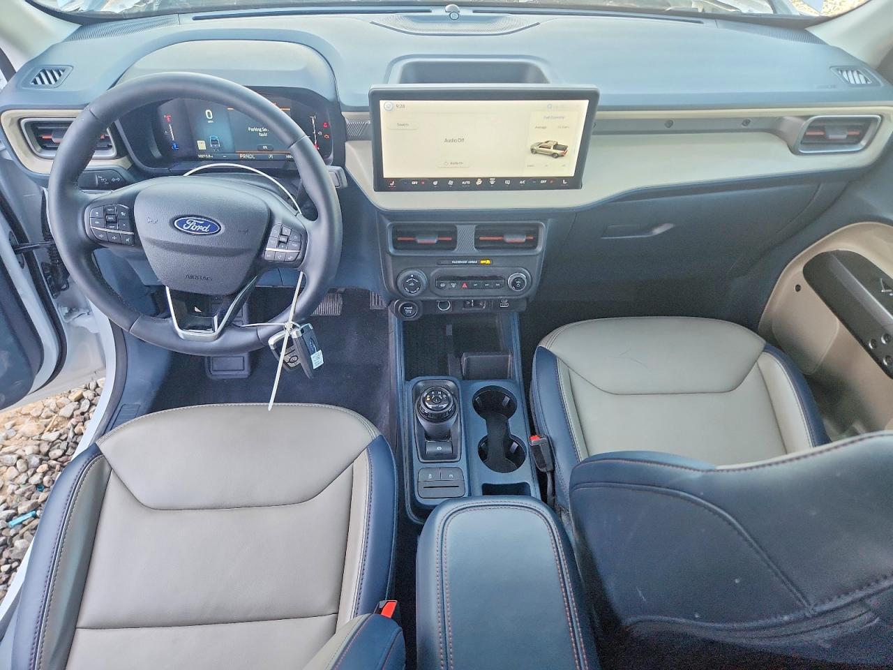 2025 FORD MAVERICK LARIAT photo 15