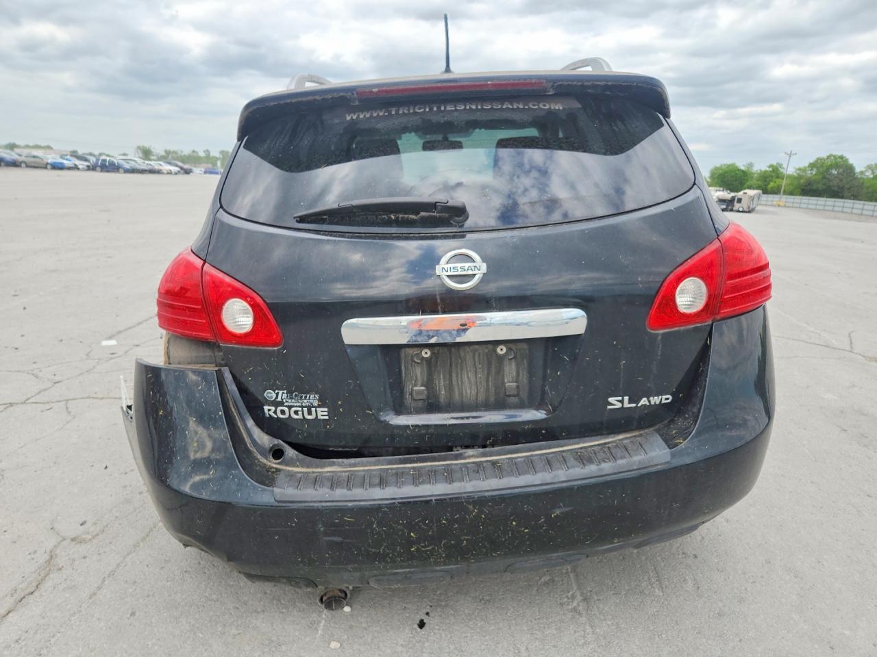 2013 NISSAN ROGUE S photo 6
