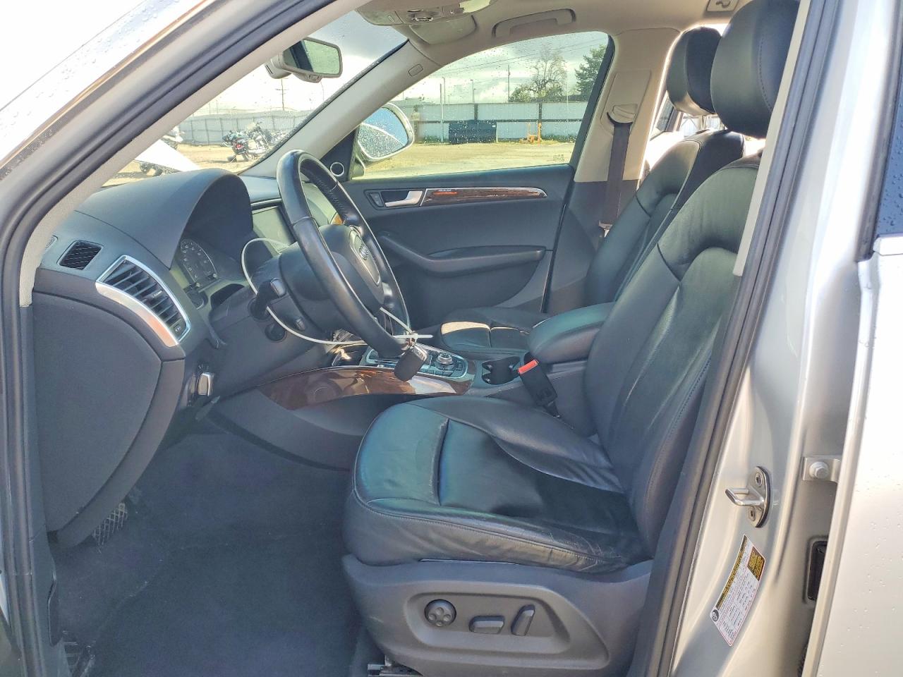2011 AUDI Q5 PREMIUM PLUS photo 13