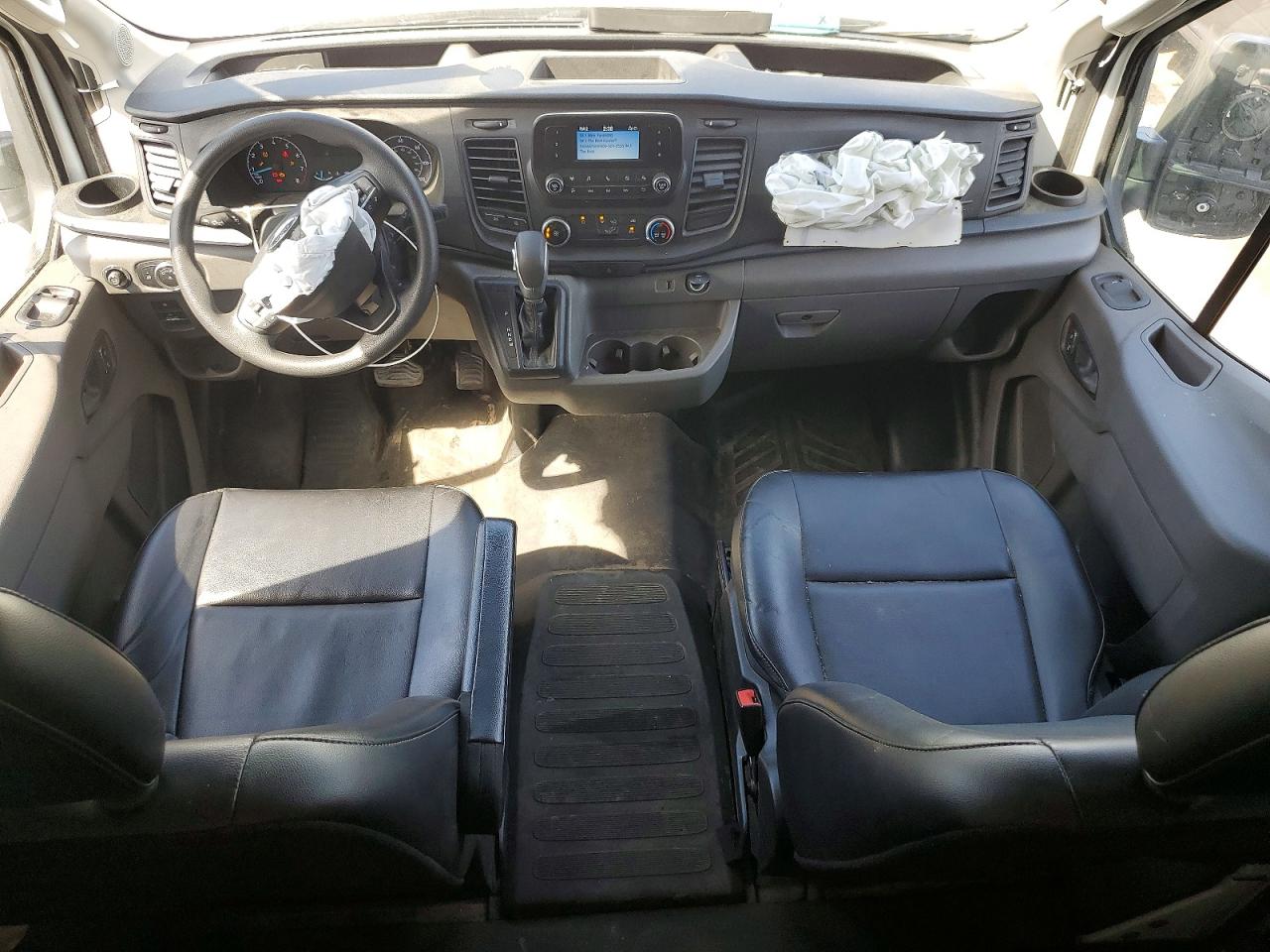 2025 FORD TRANSIT T-250 photo 22
