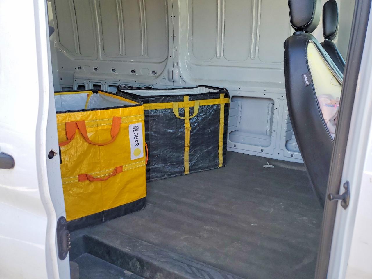 2025 FORD TRANSIT T-250 photo 31