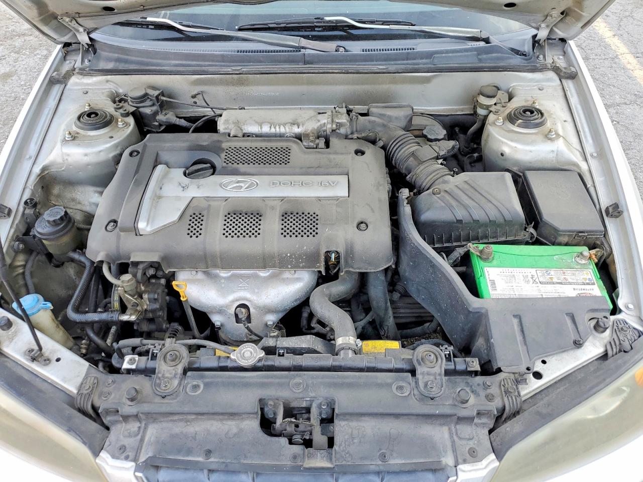 2004 HYUNDAI ELANTRA GLS photo 21