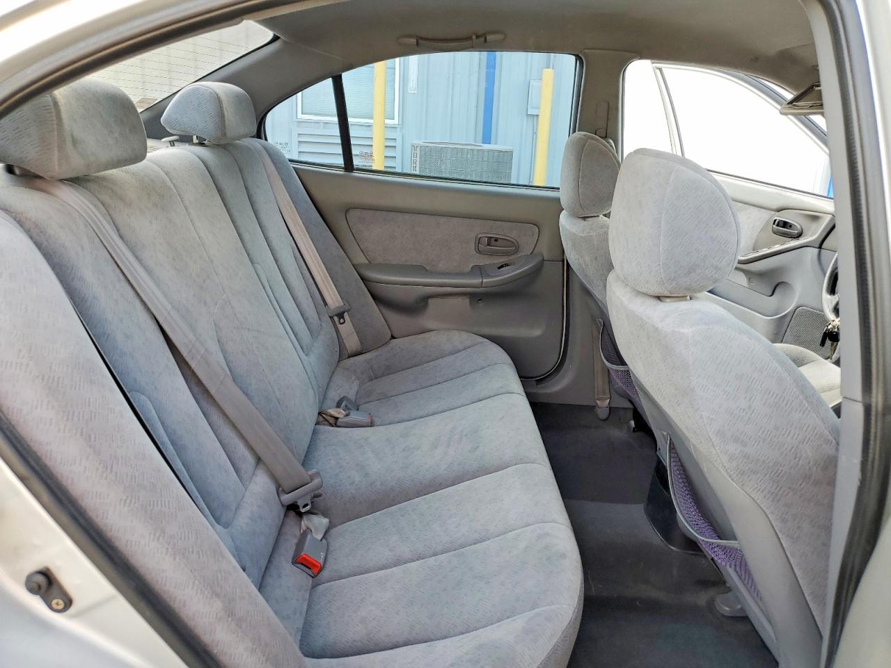 2004 HYUNDAI ELANTRA GLS photo 19