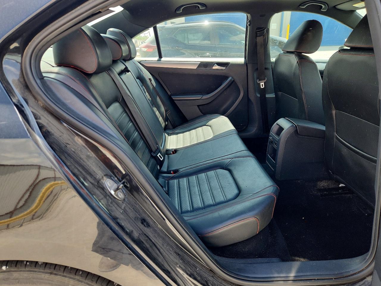 2014 VOLKSWAGEN JETTA GLI photo 10