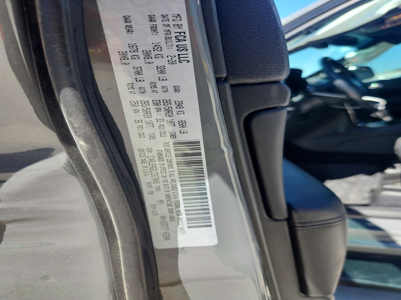 2020 JEEP GRAND CHEROKEE LAREDO photo 25