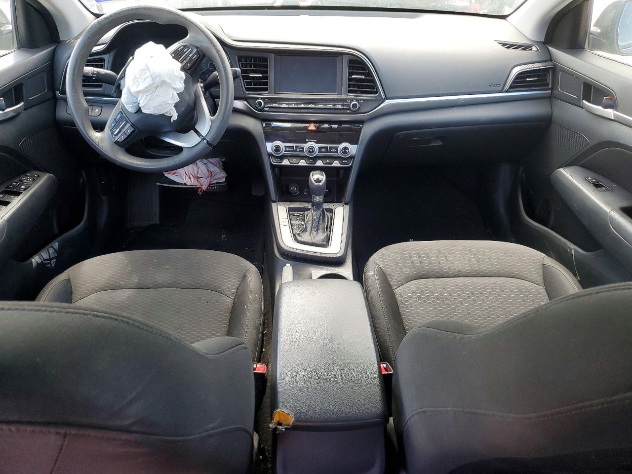 2020 HYUNDAI ELANTRA SEL photo 22