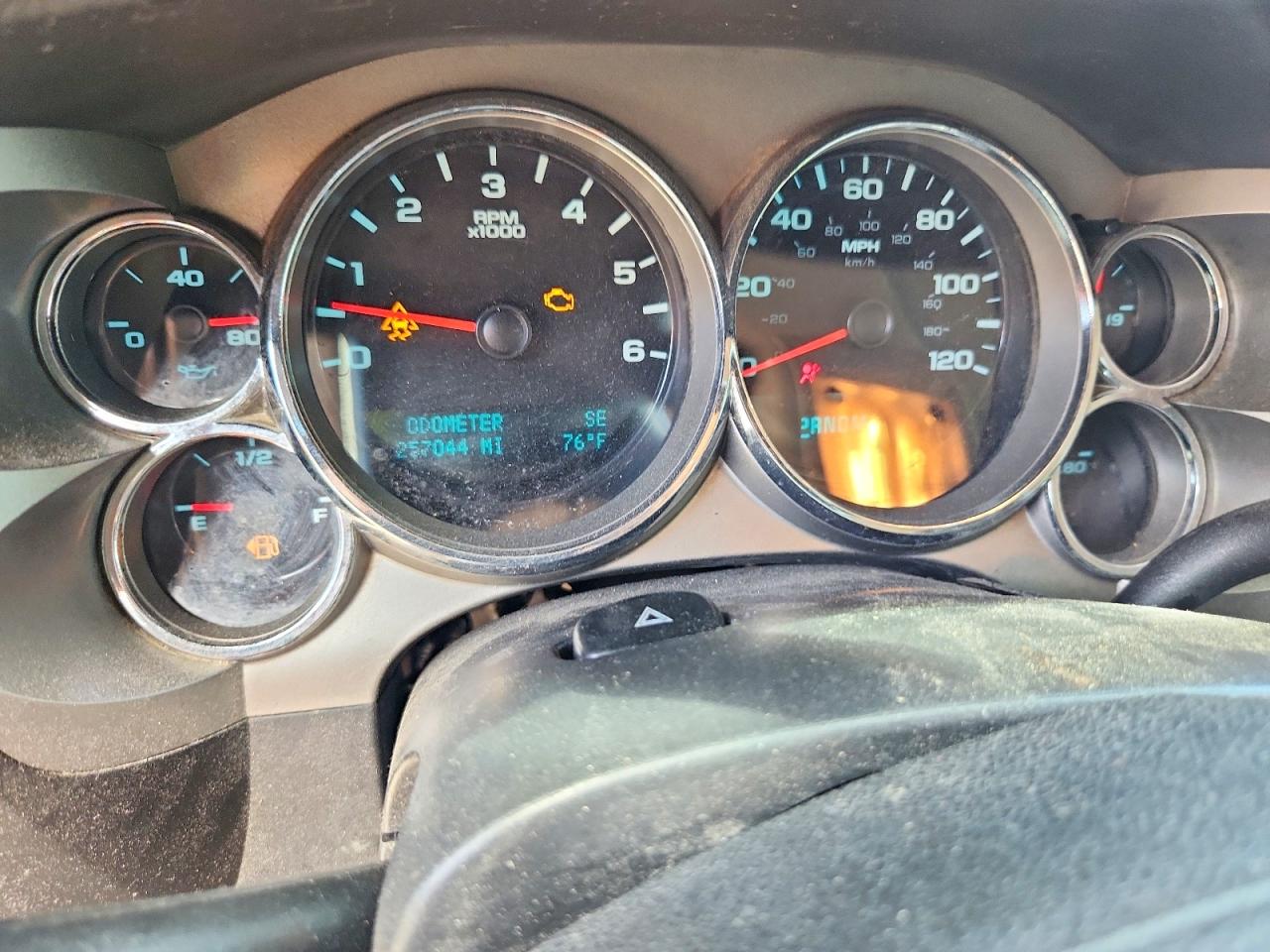 2009 CHEVROLET SILVERADO C1500 LT photo 9