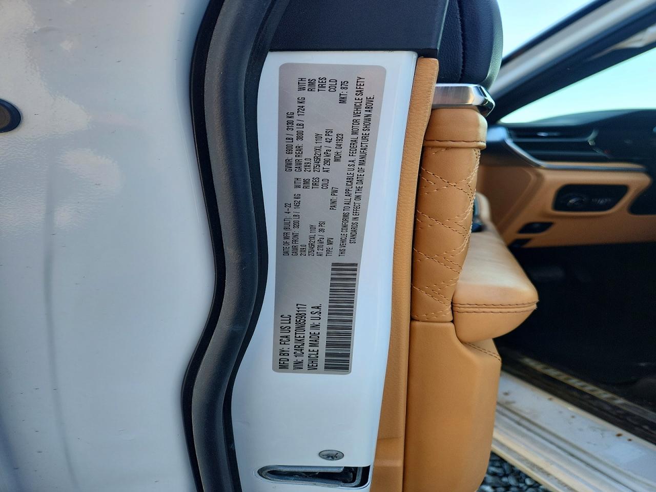 2022 JEEP GRAND CHEROKEE L SUMMIT photo 25