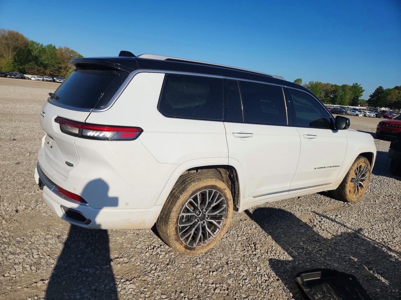 2022 JEEP GRAND CHEROKEE L SUMMIT photo 5