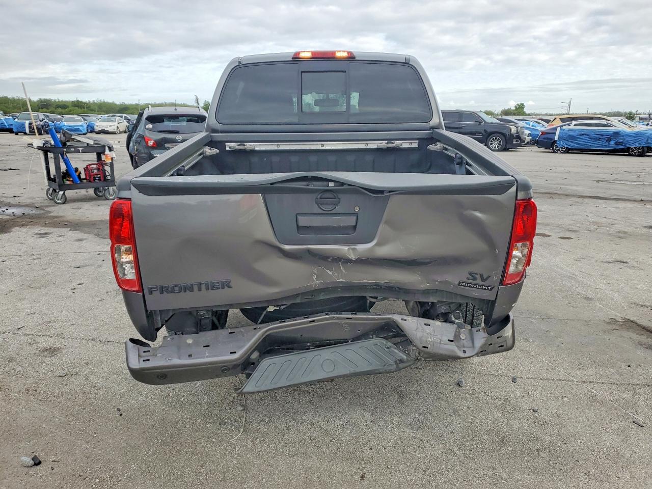 2019 NISSAN FRONTIER SV photo 16