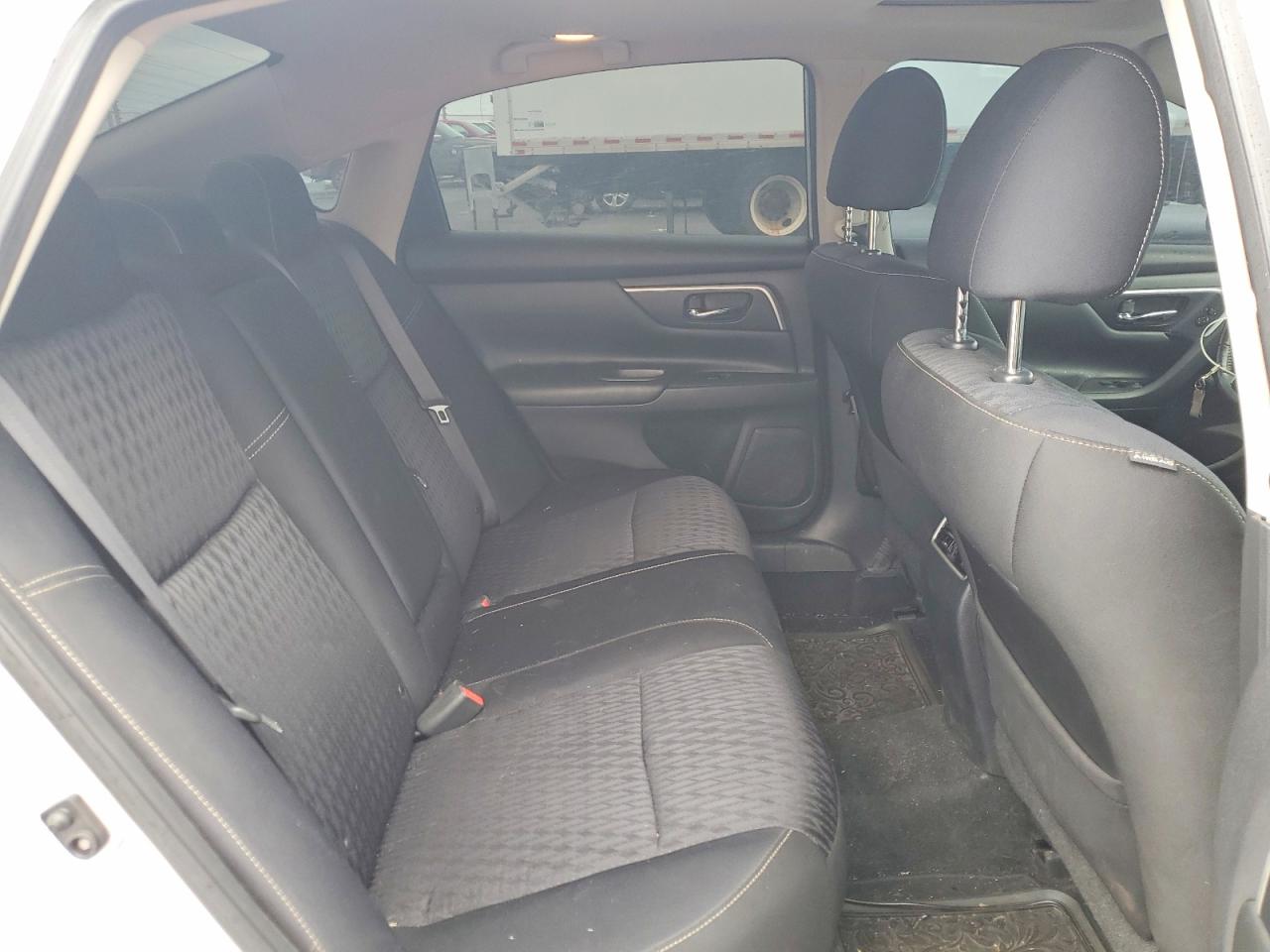2017 NISSAN ALTIMA 2.5 SV photo 28