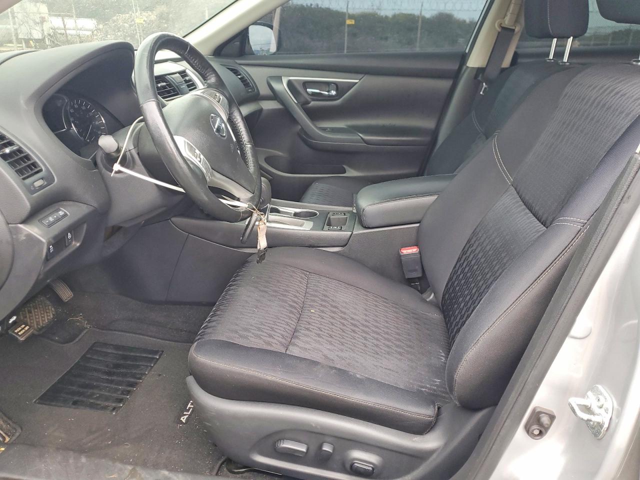 2017 NISSAN ALTIMA 2.5 SV photo 19