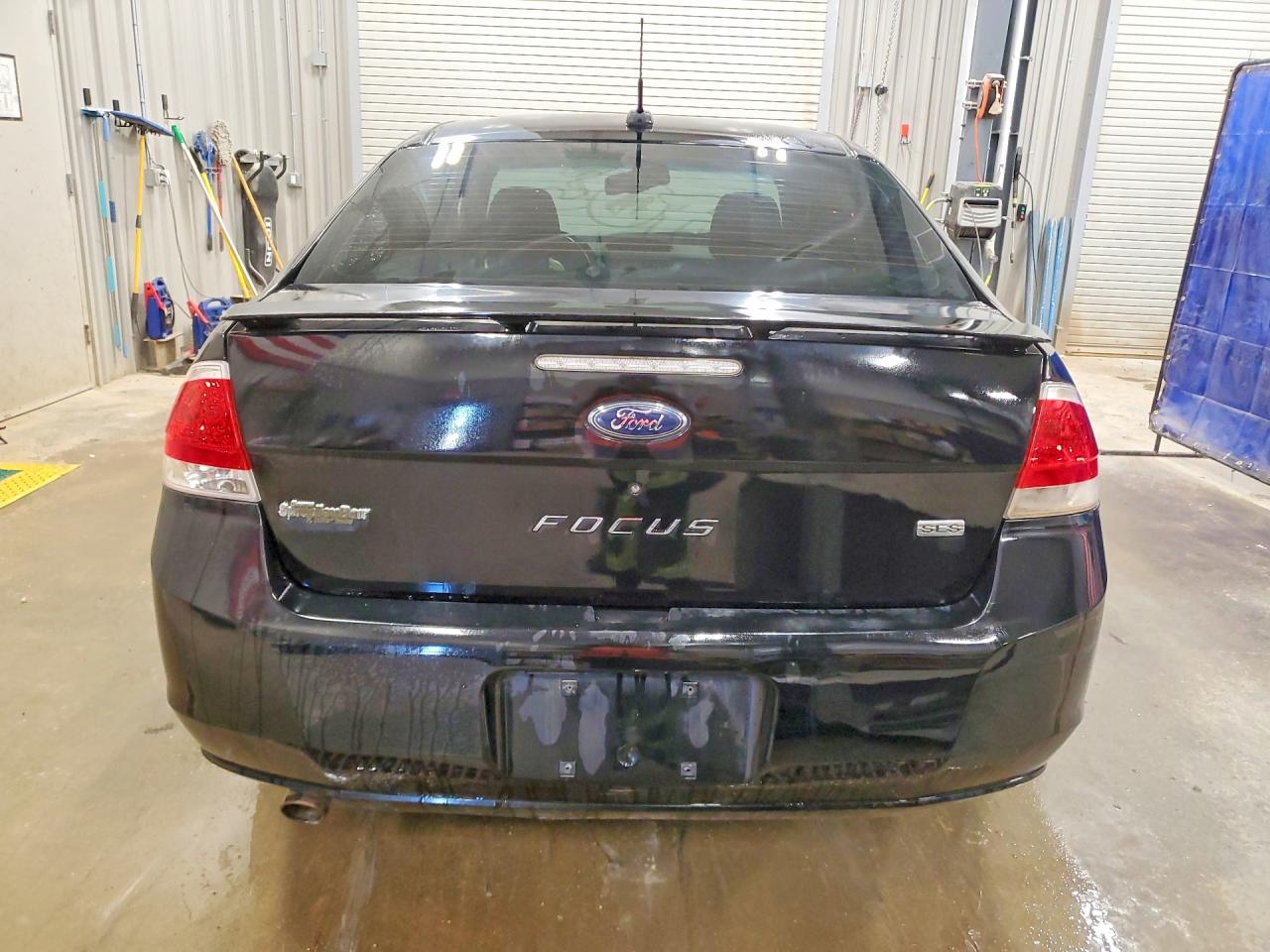 2008 FORD FOCUS SE photo 16