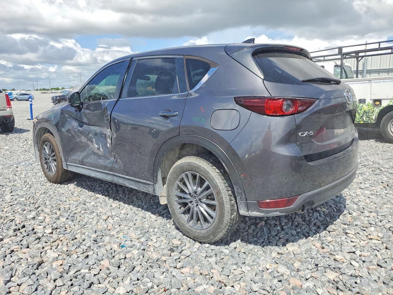 2021 MAZDA CX-5 TOURING photo 3