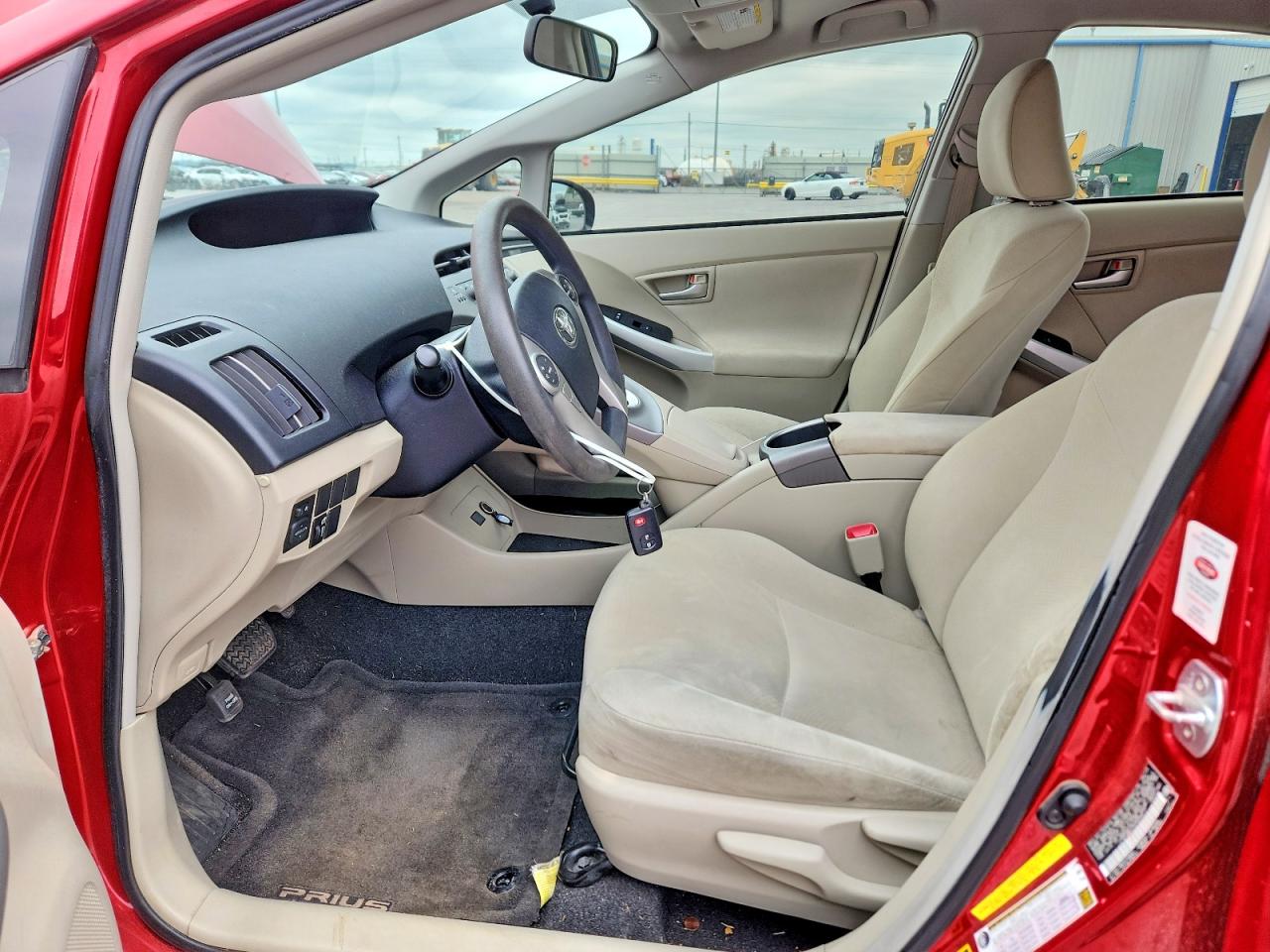 2013 TOYOTA PRIUS TWO photo 7