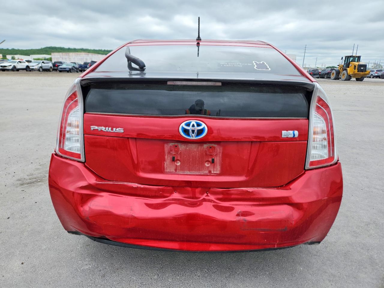 2013 TOYOTA PRIUS TWO photo 6