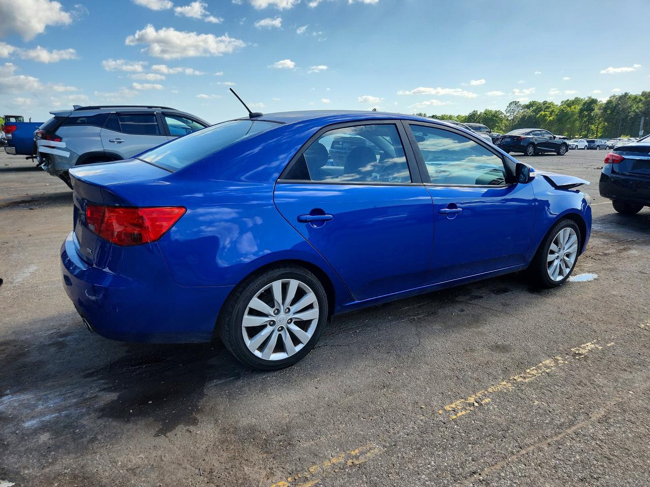 2010 KIA FORTE SX photo 3