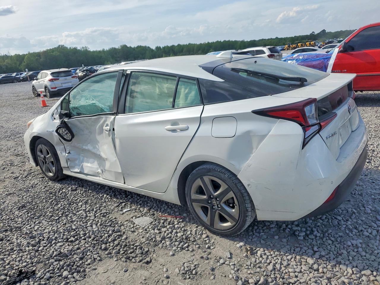 2019 TOYOTA PRIUS LIMITED photo 3