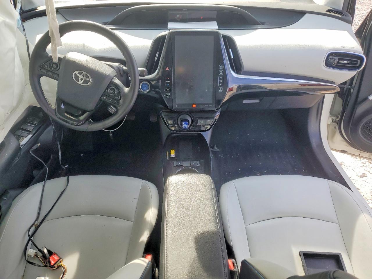 2019 TOYOTA PRIUS LIMITED photo 15