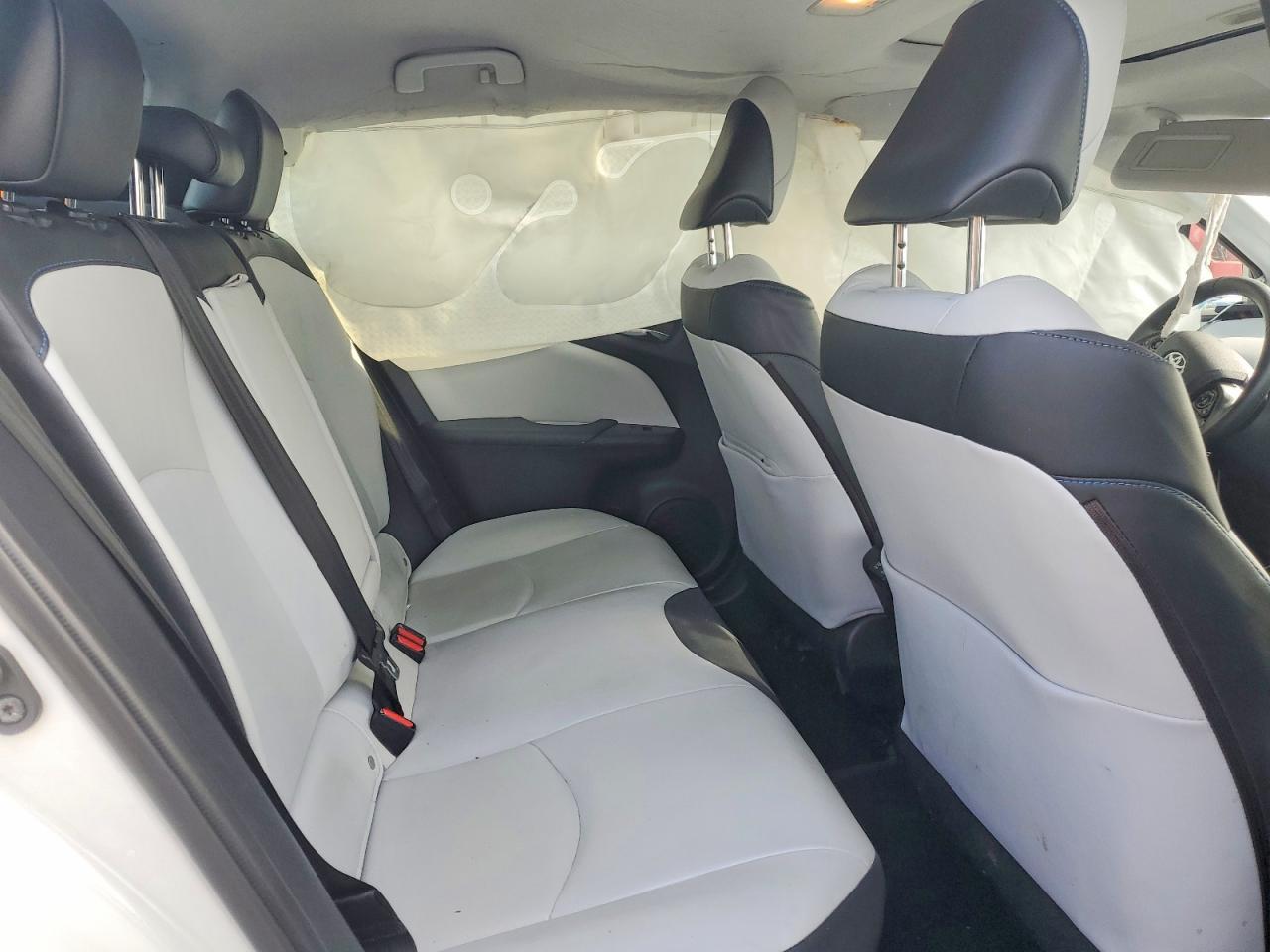 2019 TOYOTA PRIUS LIMITED photo 19