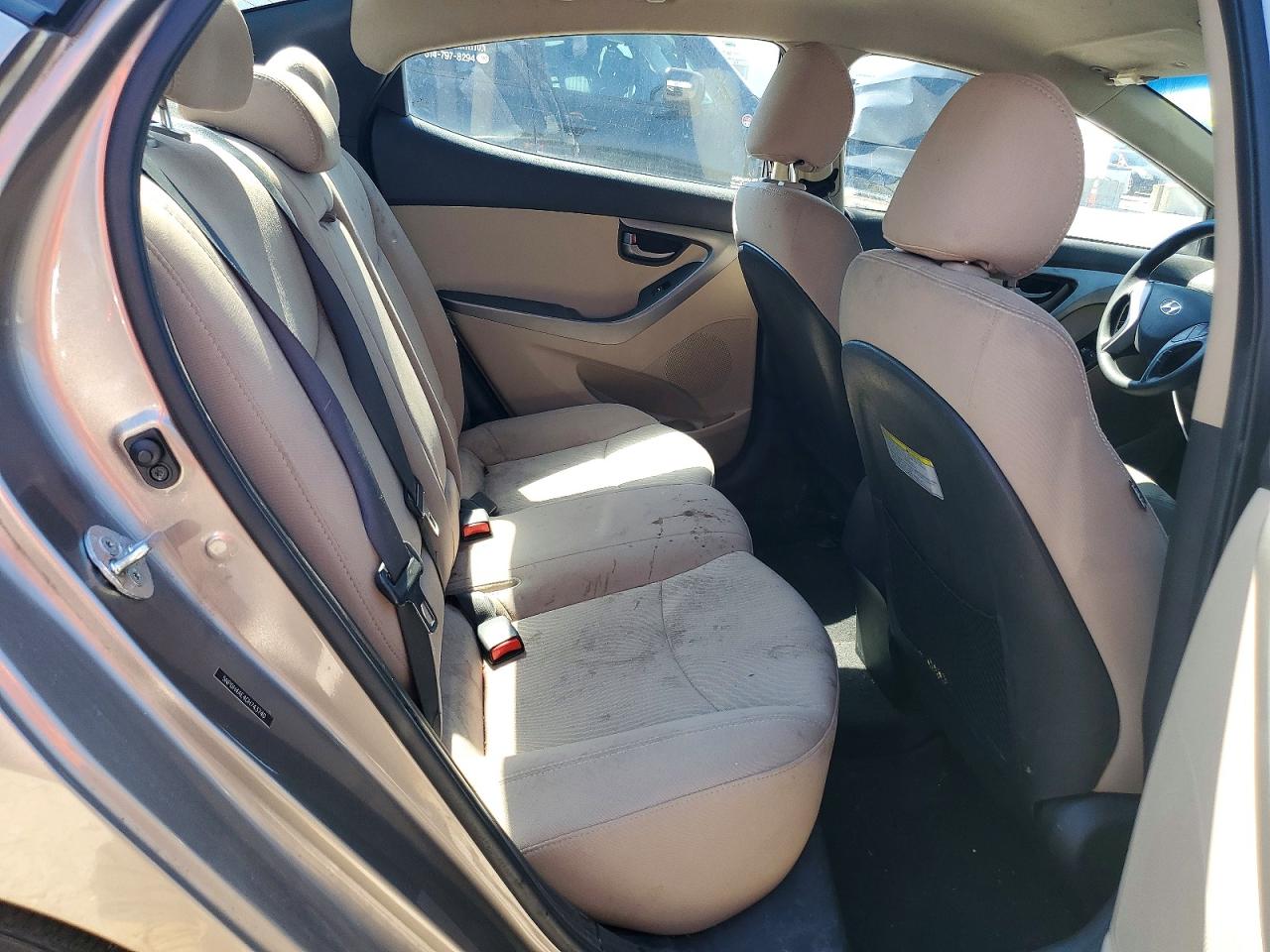 2016 HYUNDAI ELANTRA SE photo 28