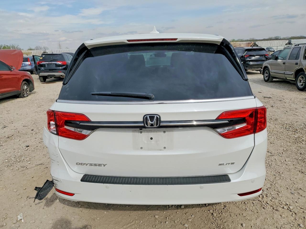 2023 HONDA ODYSSEY ELITE photo 11
