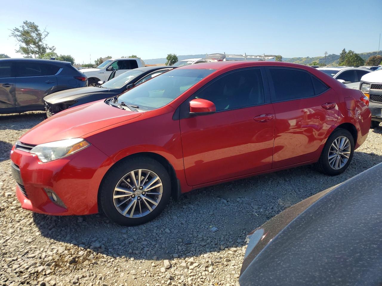 2015 TOYOTA COROLLA