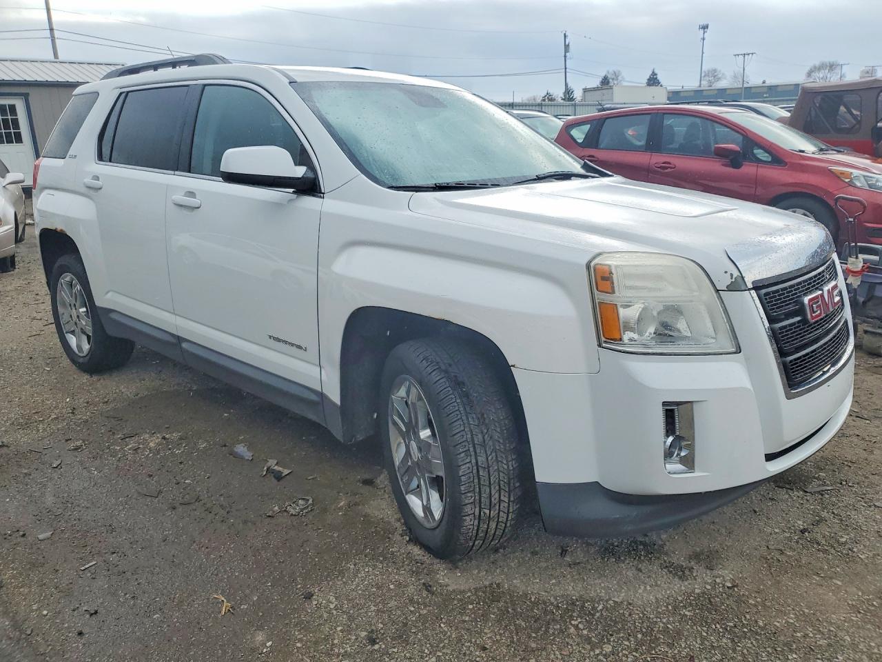 2012 GMC TERRAIN SLE photo 7