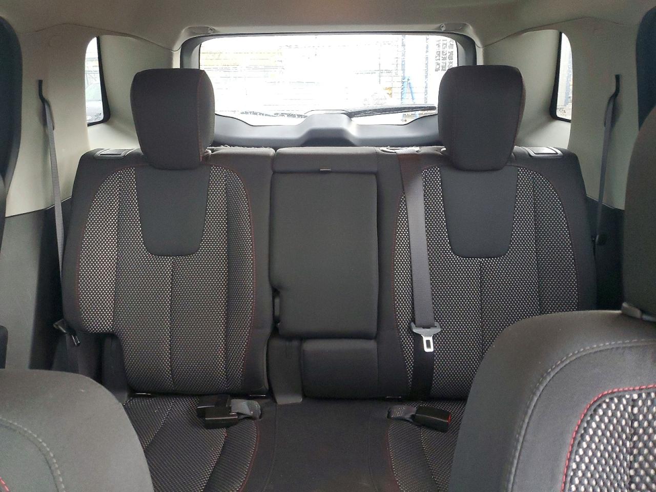 2012 GMC TERRAIN SLE photo 19