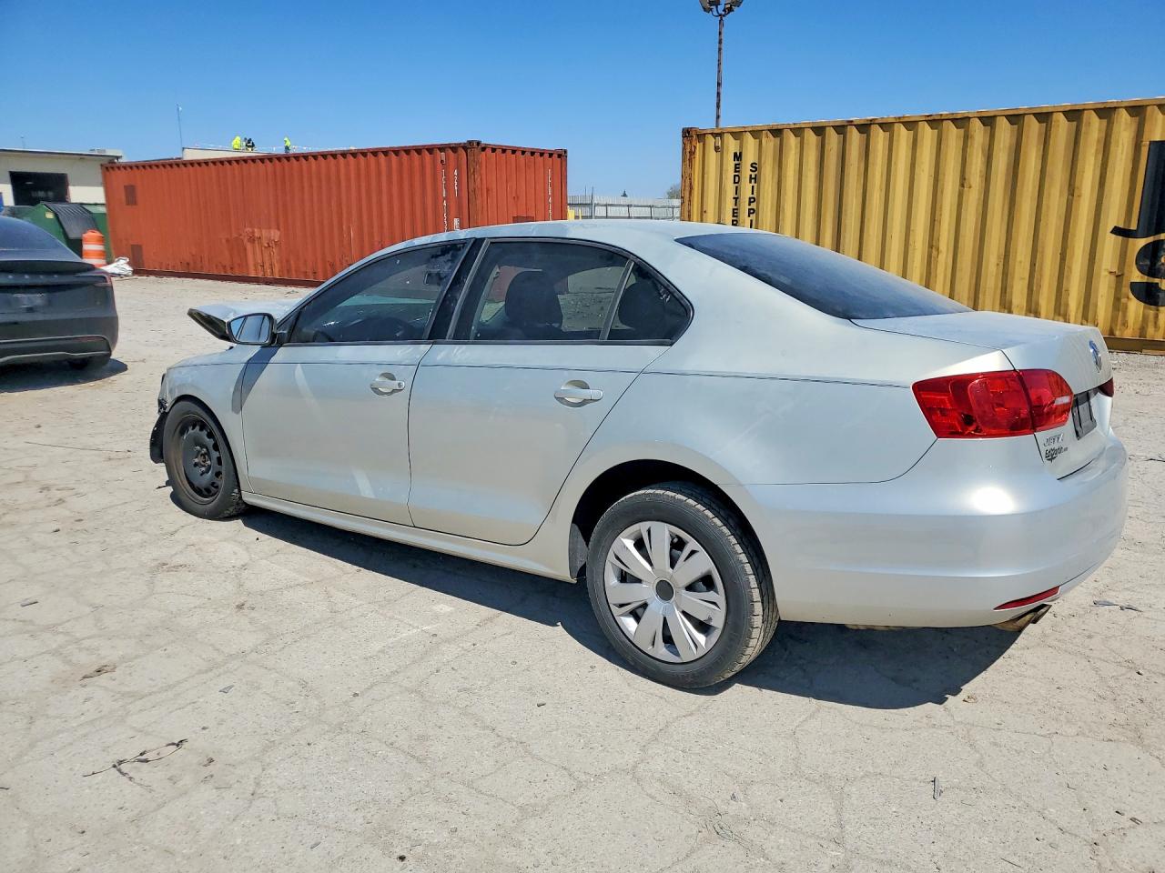 2011 VOLKSWAGEN JETTA SE photo 2