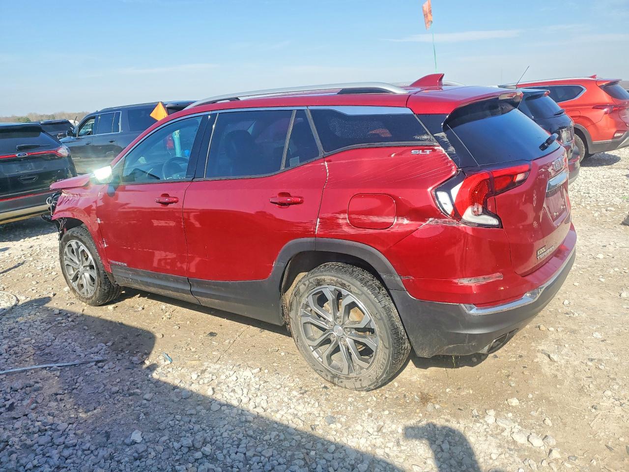 2019 GMC TERRAIN SLT photo 2
