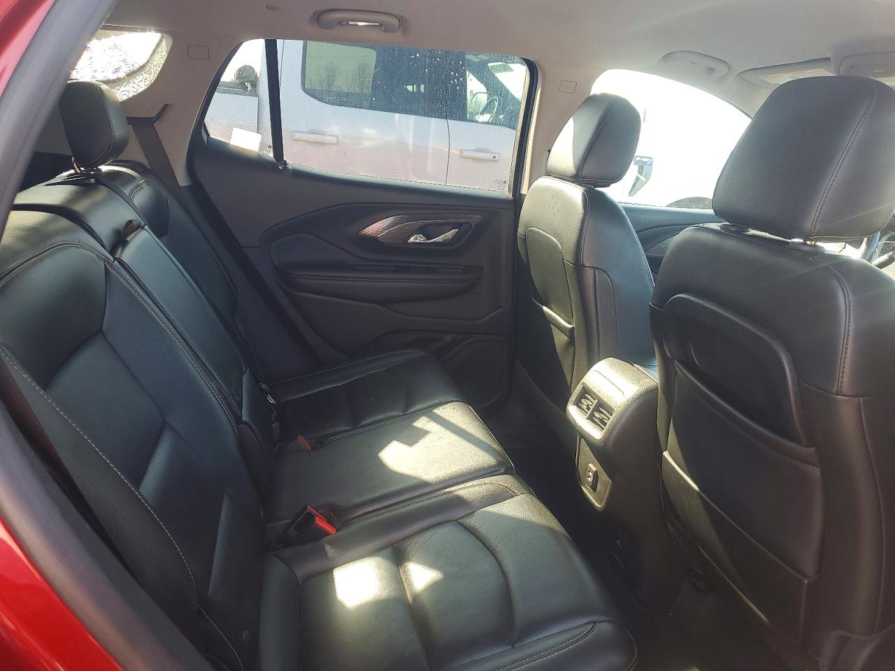 2019 GMC TERRAIN SLT photo 11