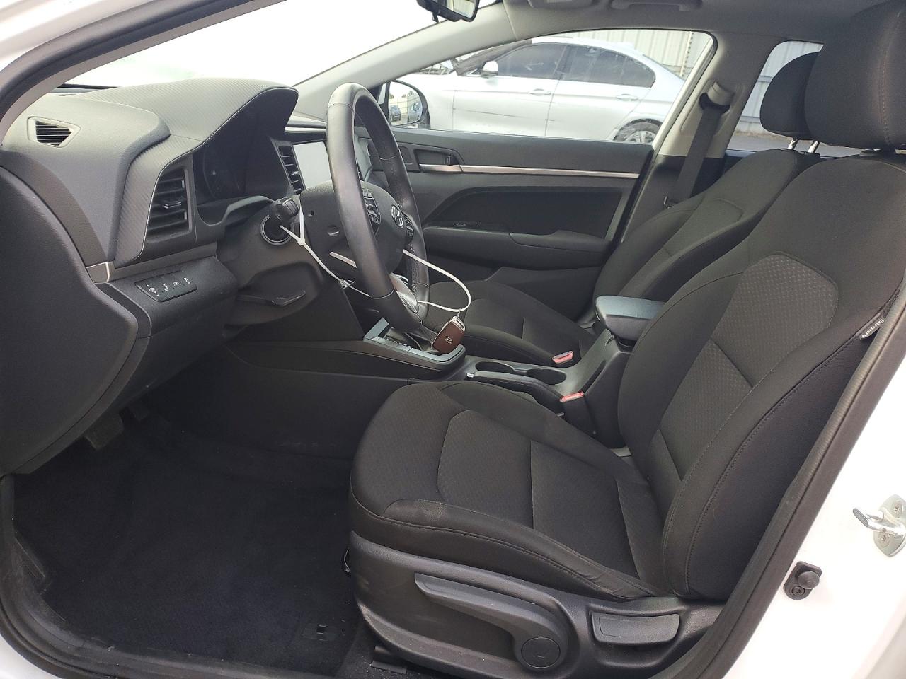 2020 HYUNDAI ELANTRA VALUE EDITION photo 13