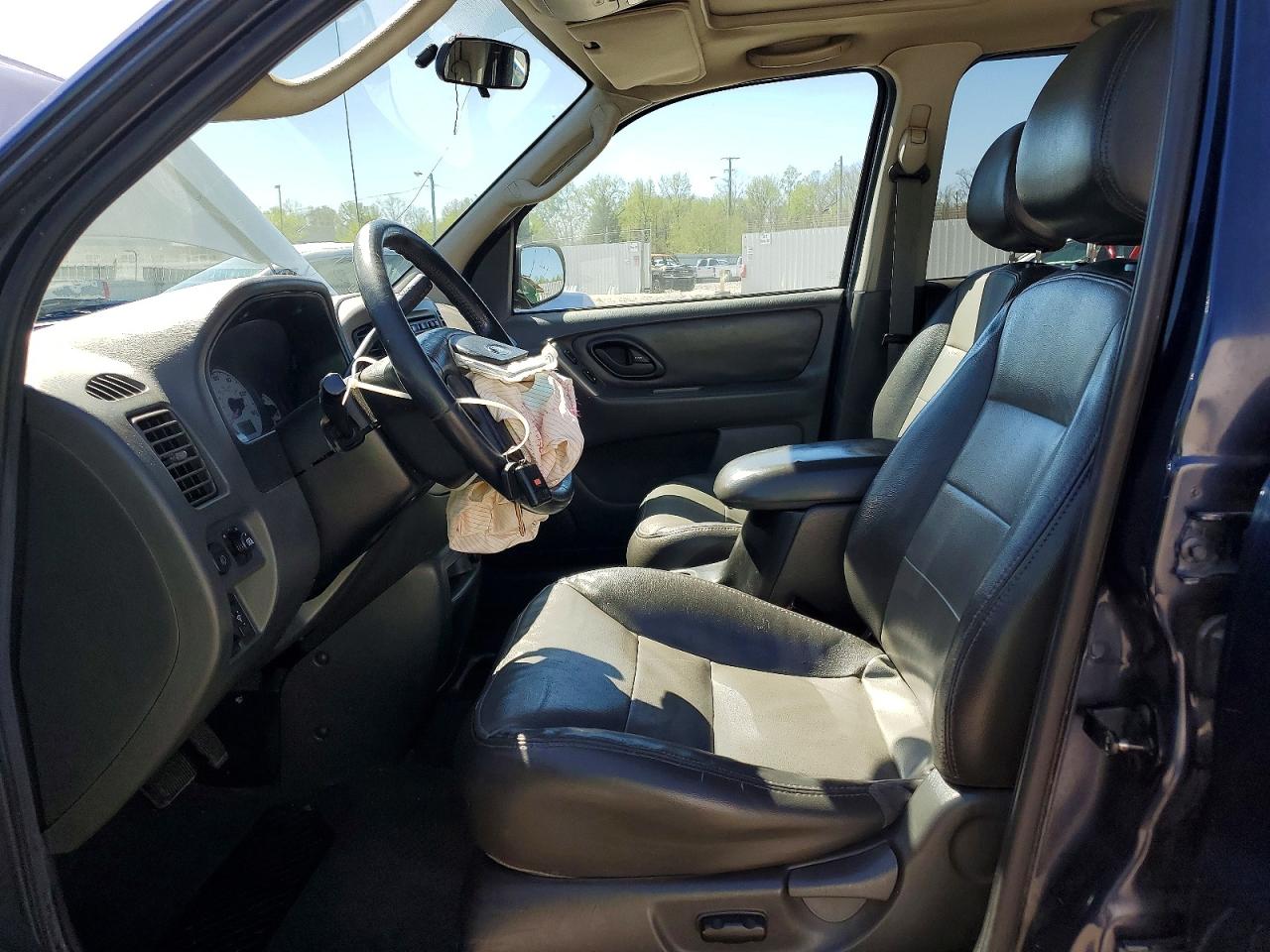 2003 FORD ESCAPE XLT photo 13