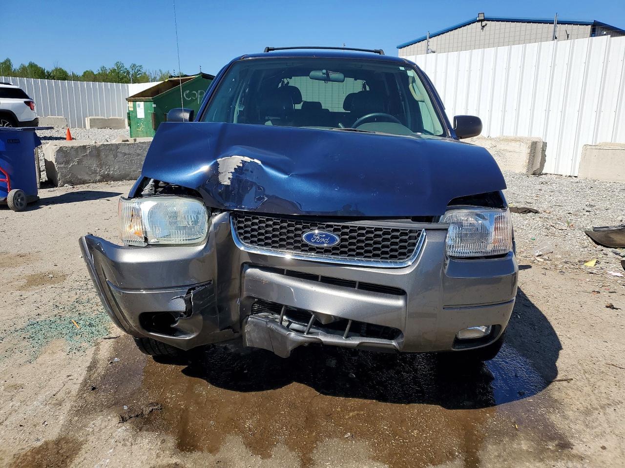 2003 FORD ESCAPE XLT photo 9