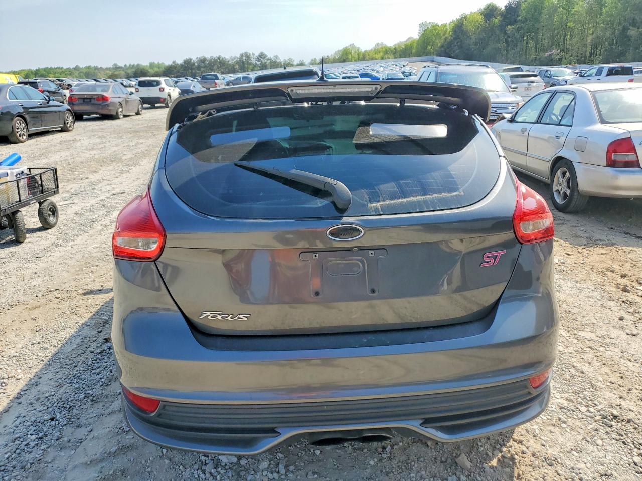 2017 FORD FOCUS ST photo 11