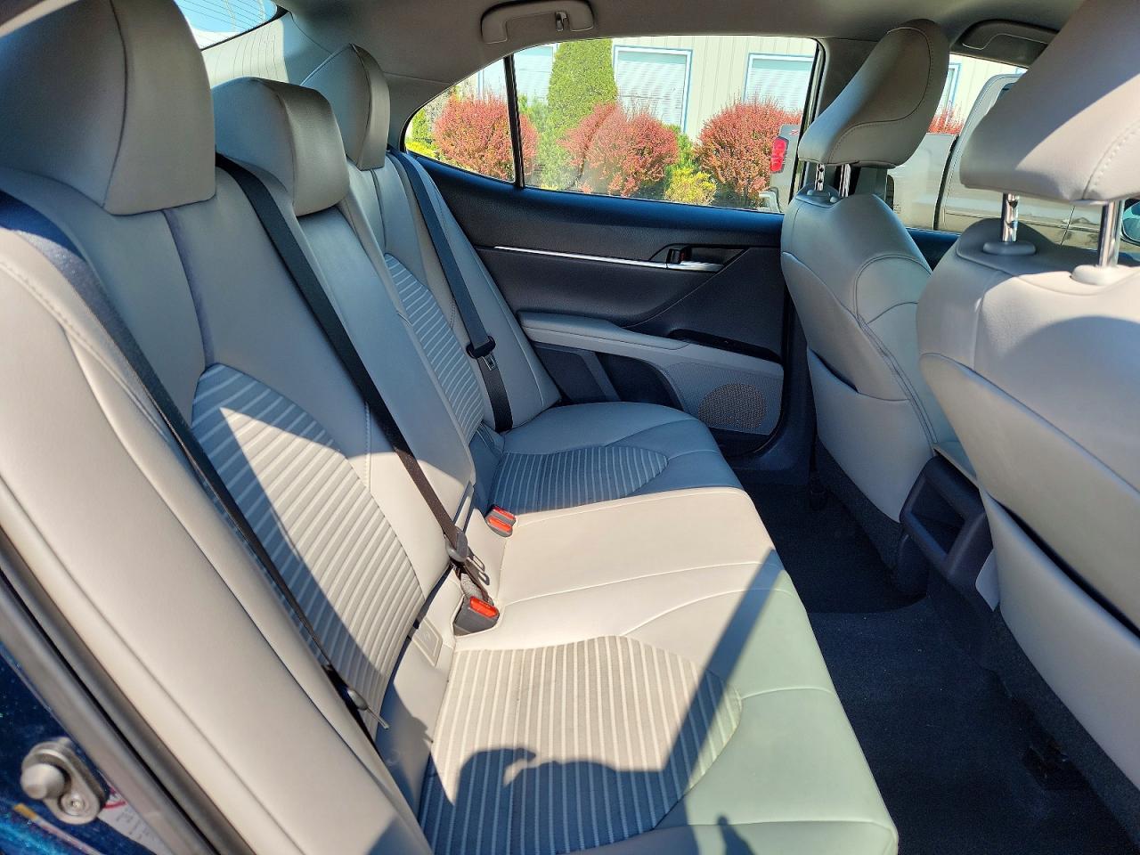 2019 TOYOTA CAMRY SE photo 28