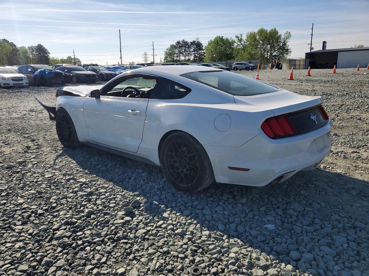 2017 FORD MUSTANG photo 3