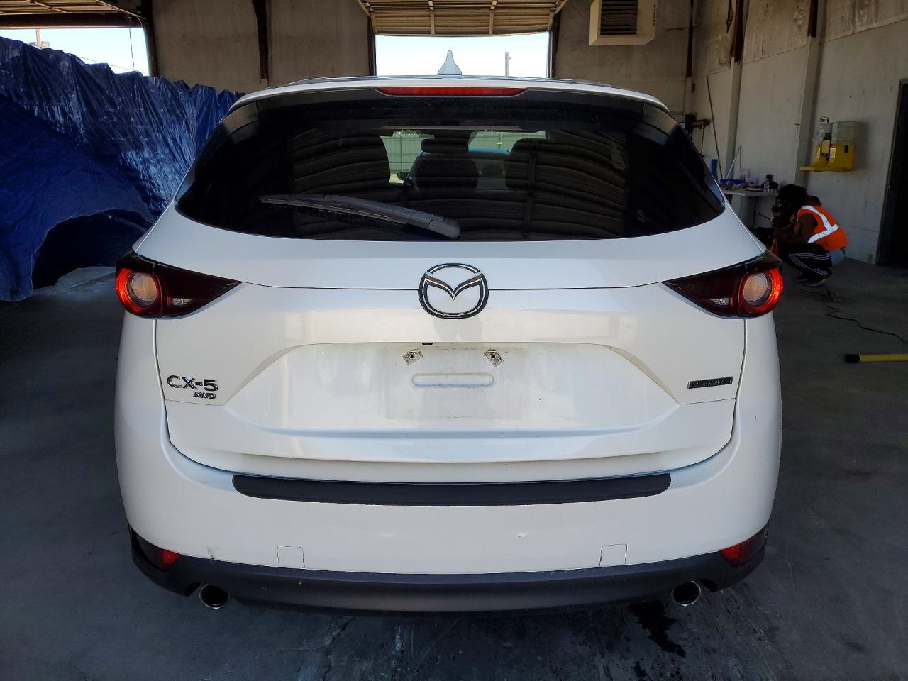 2020 MAZDA CX-5 TOURING photo 11