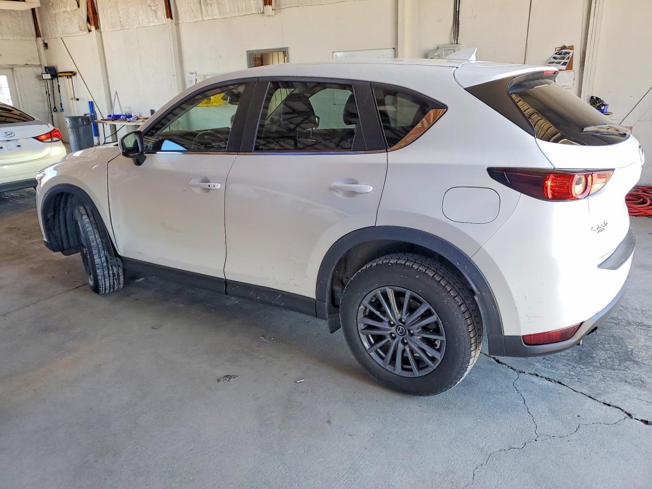 2020 MAZDA CX-5 TOURING photo 3